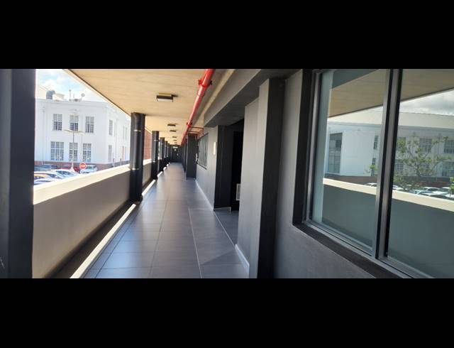 168M² OFFICE TO LET IN MORNINGSIDE